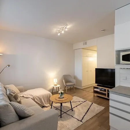 아파트 Luna Arctic Glow -