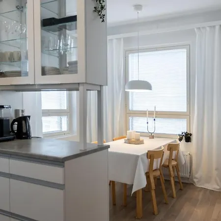 Luna Arctic Glow - 아파트