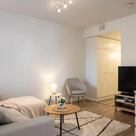 Luna Arctic Glow - * 로바니에미